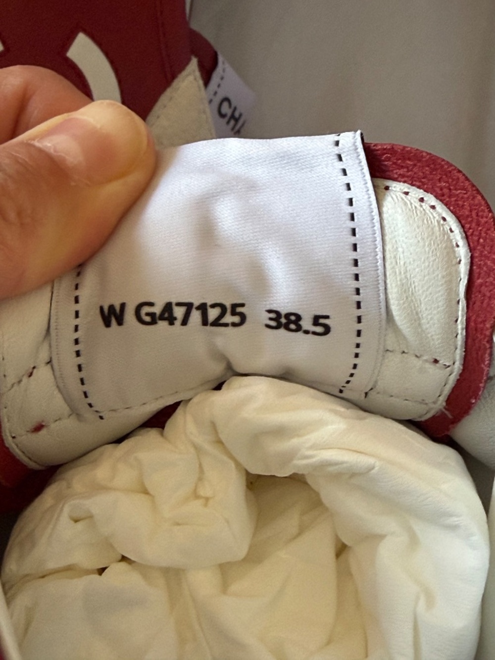 Chanel red sneakers - Picture 3 of 4